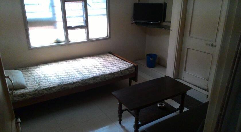 Shri Gita Hotel, Raipur 1